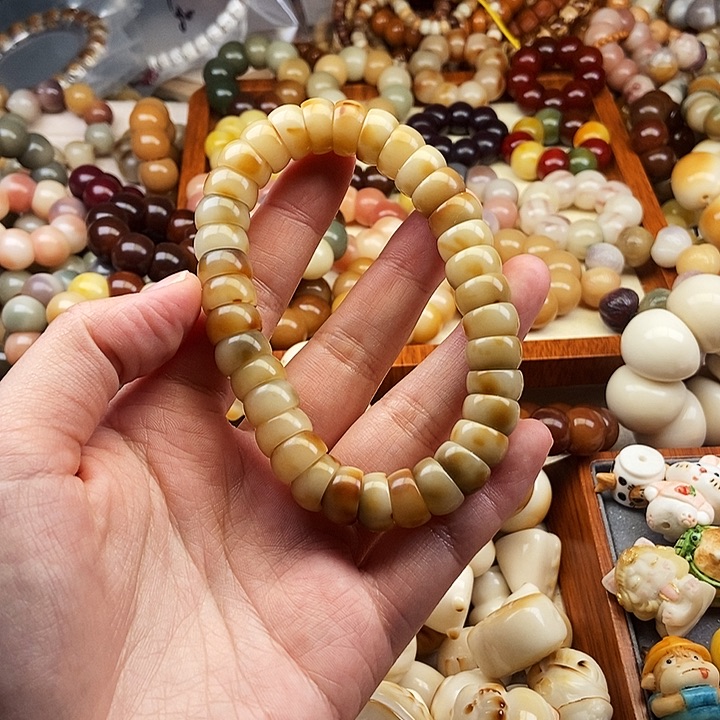 ****莓菩提根/象牙果吊坠12