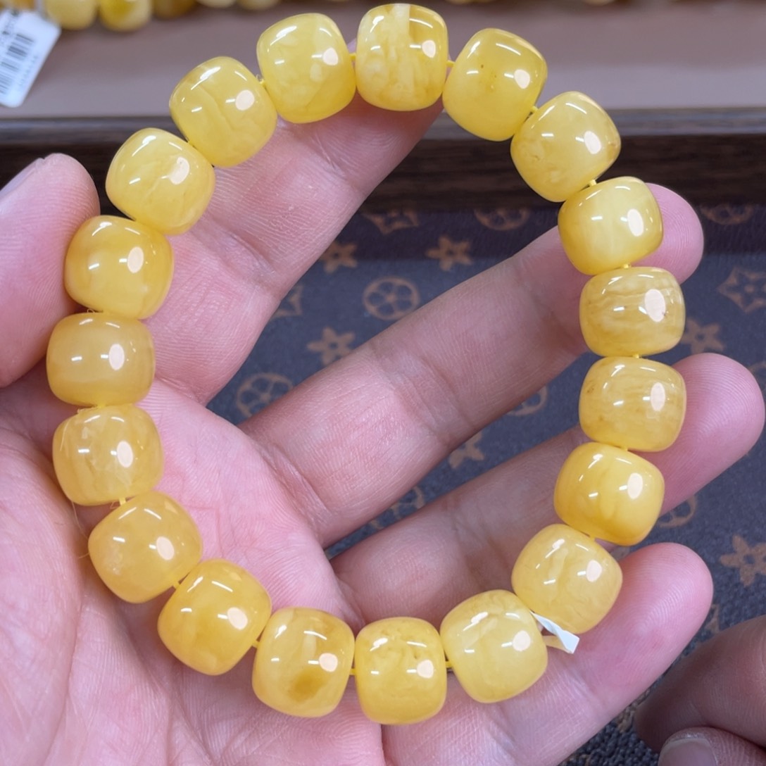 琥珀裸石未镶嵌12300000000