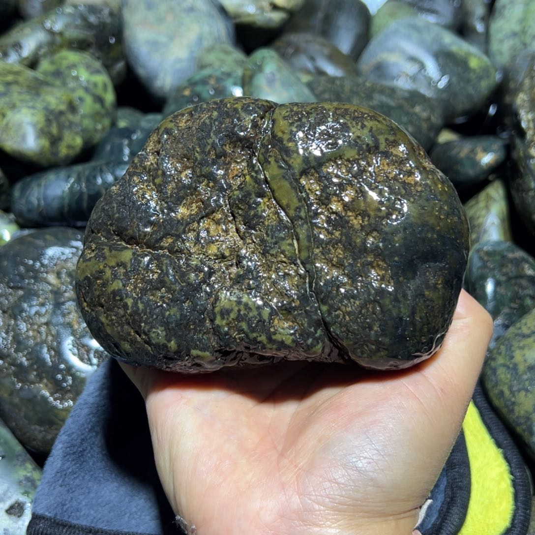 未镶嵌蛇纹石玉西藏藏玉药王石用****4