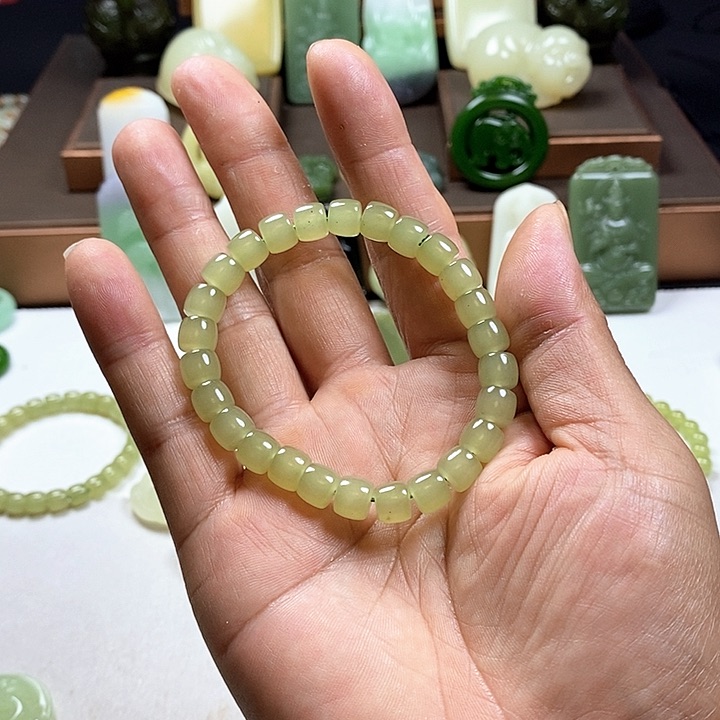 和田玉（糖玉）未镶嵌珠宝奇石