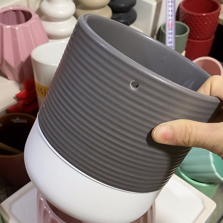 陶盆有孔 瑕疵针孔漏釉介意勿拍外口 15外高16