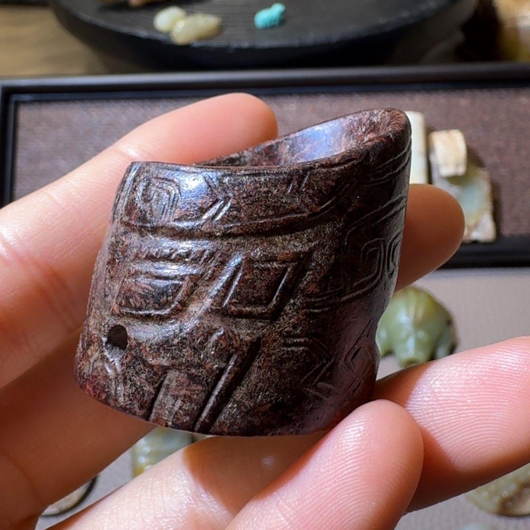 和田玉挂件未镶嵌千****播