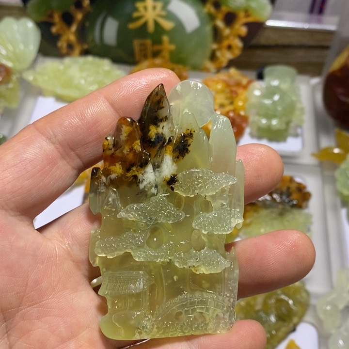 蛇纹石玉未镶嵌颈饰