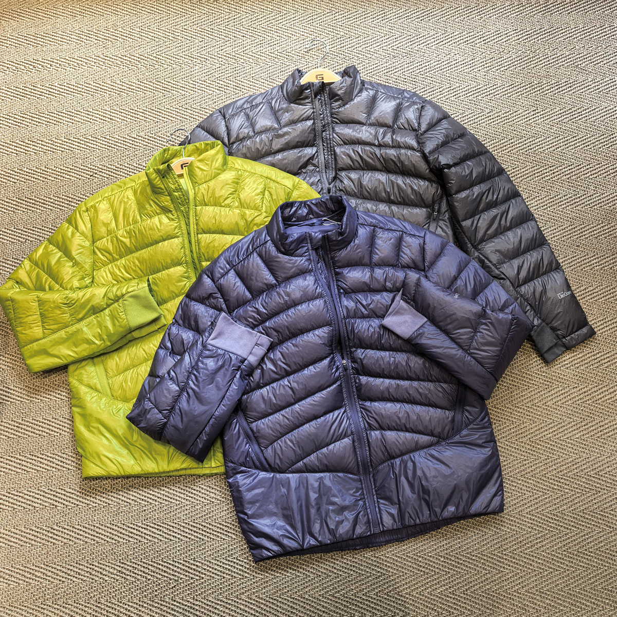 大厂定做！保暖内胆极简风短款外套男女薄款排骨羽绒服立领内搭冬