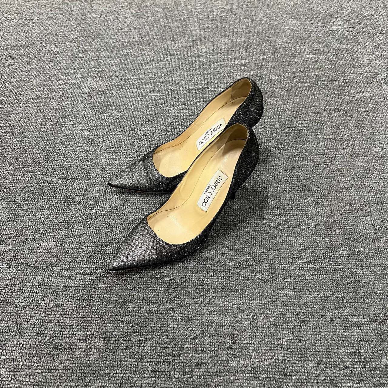 95新 JIMMY CHOO/吉米周 灰银细砂高跟鞋 35码/95新/无配件 