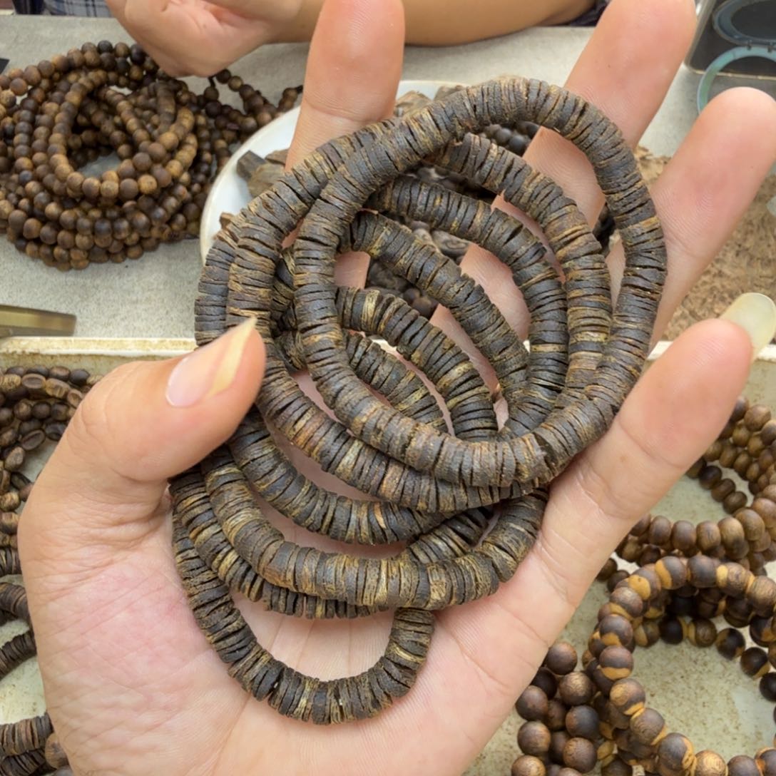 沉香碎屑沉香单圈沉水片珠6克多样性发一