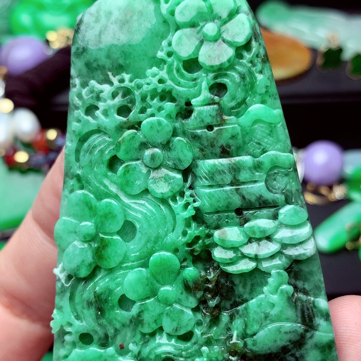 翡翠未镶嵌吊坠(不含链)