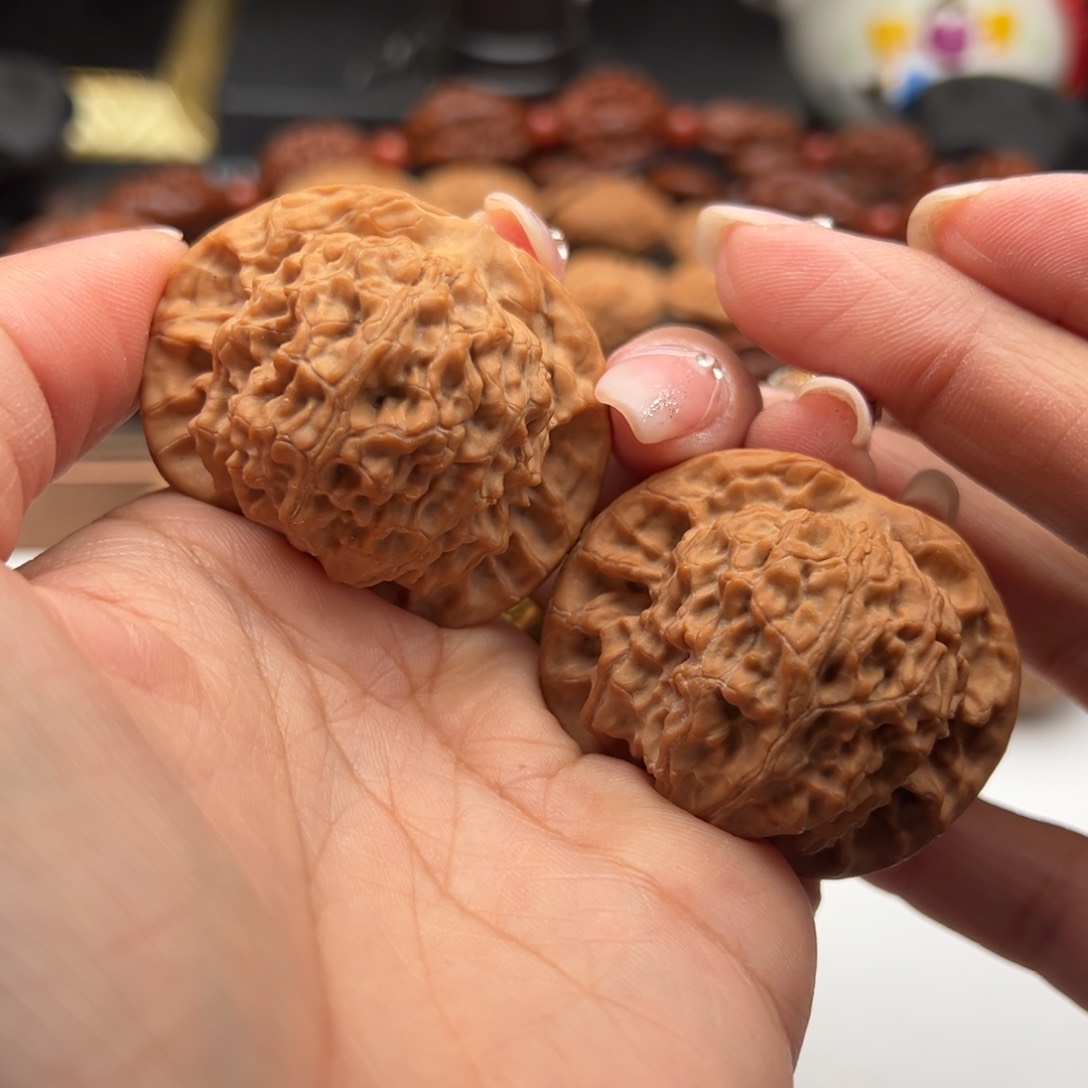 文玩核桃把件宽边44