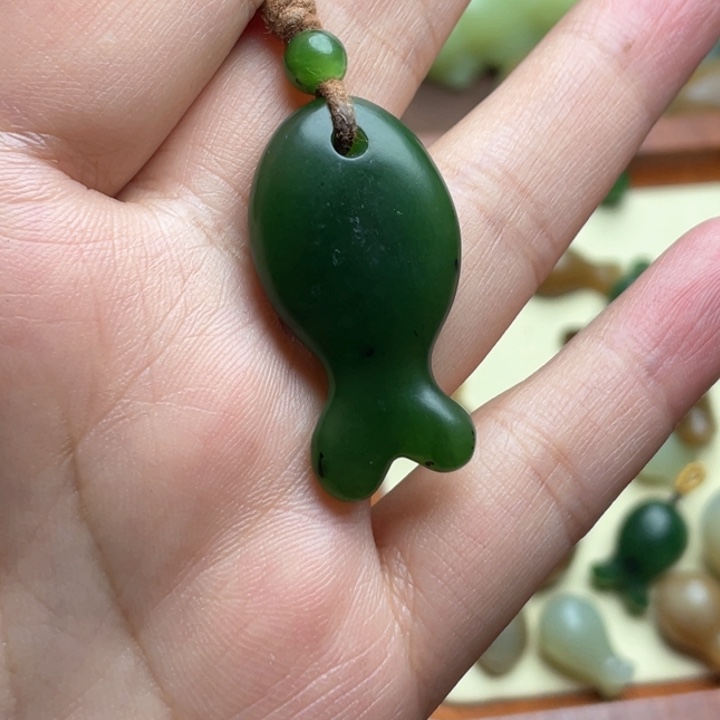 【闪购商品】颈饰未镶嵌和田玉岁**好