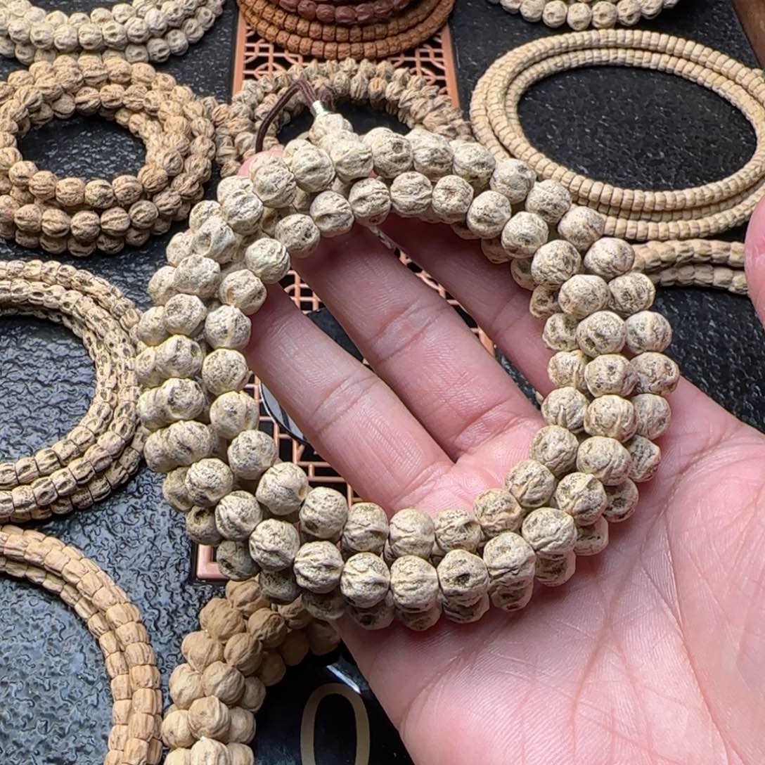 柏香籽/百香籽吊坠黑*