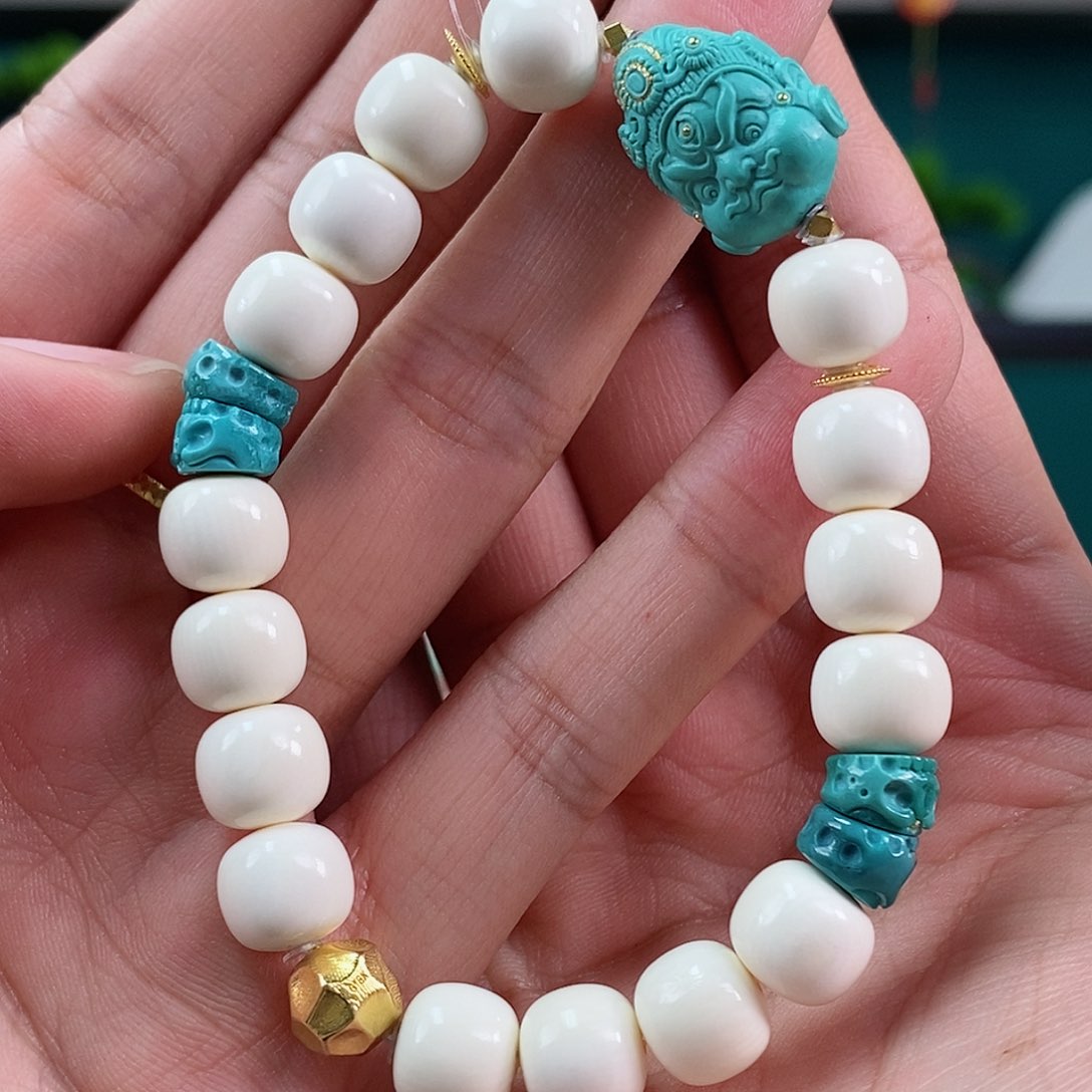 绿松石珠宝奇石18K金镶嵌