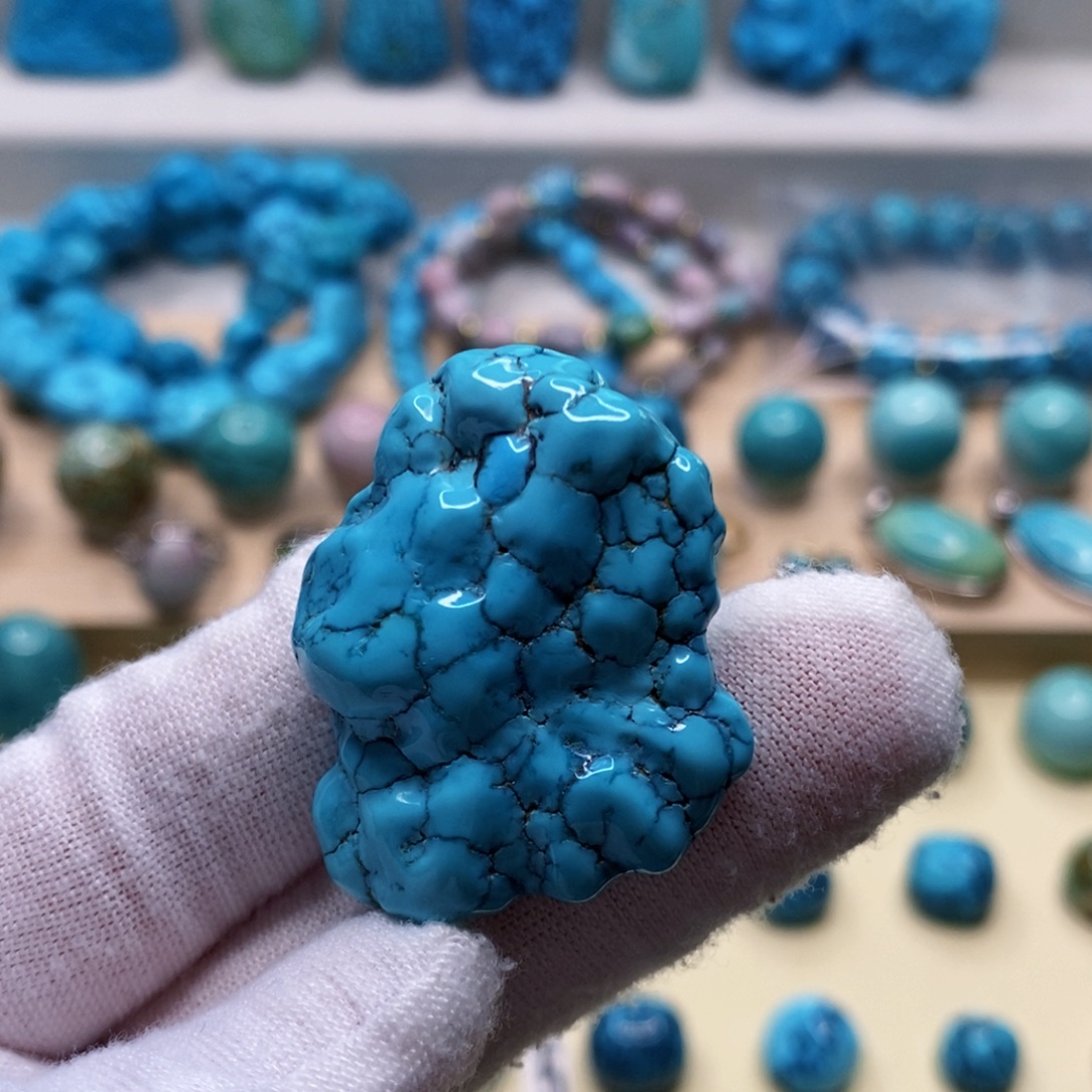 未镶嵌绿松石珠宝奇石