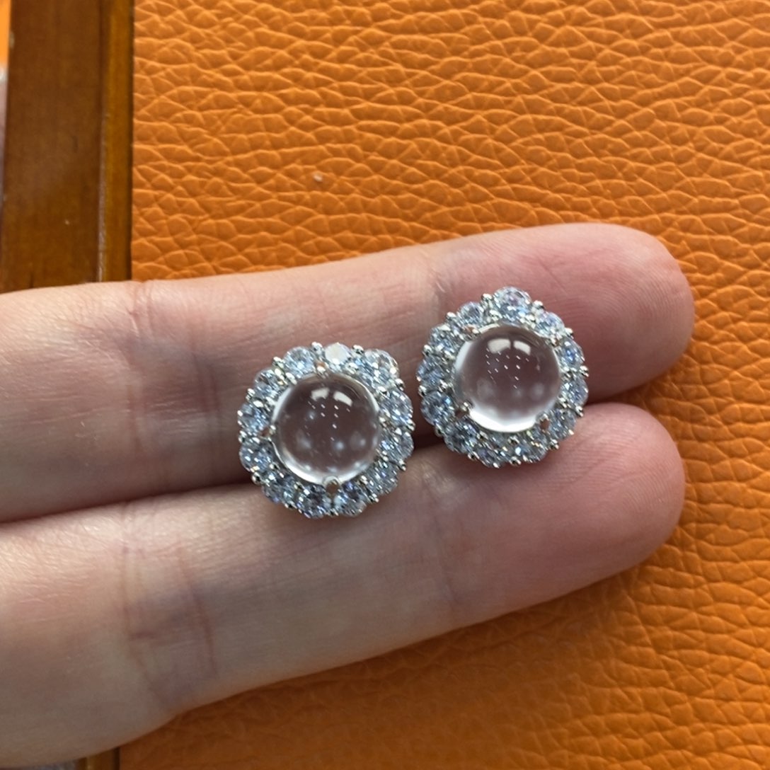 石英质玉吊坠(不含链)银S925镶嵌小***?