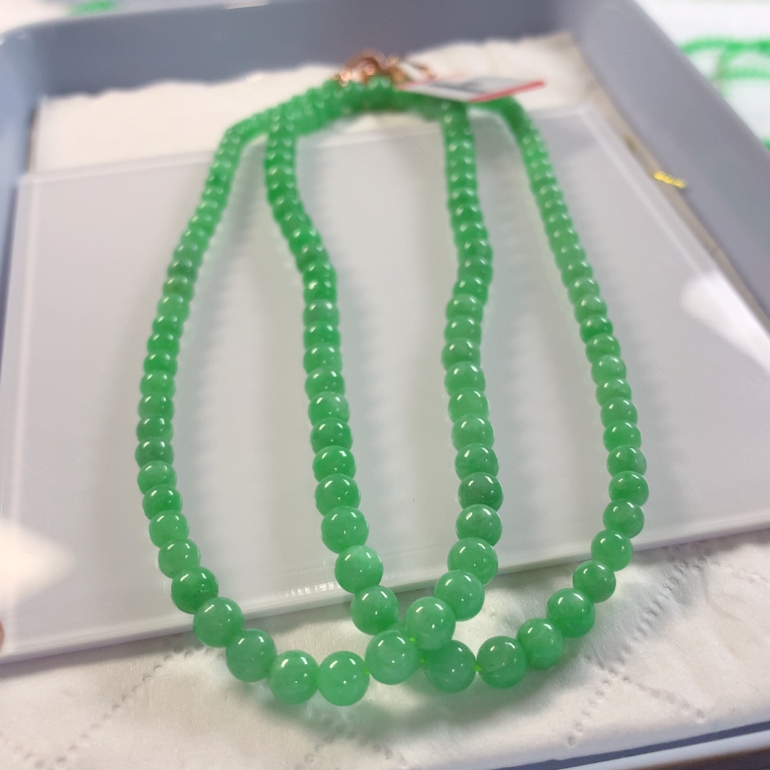 翡翠未镶嵌颈饰项链