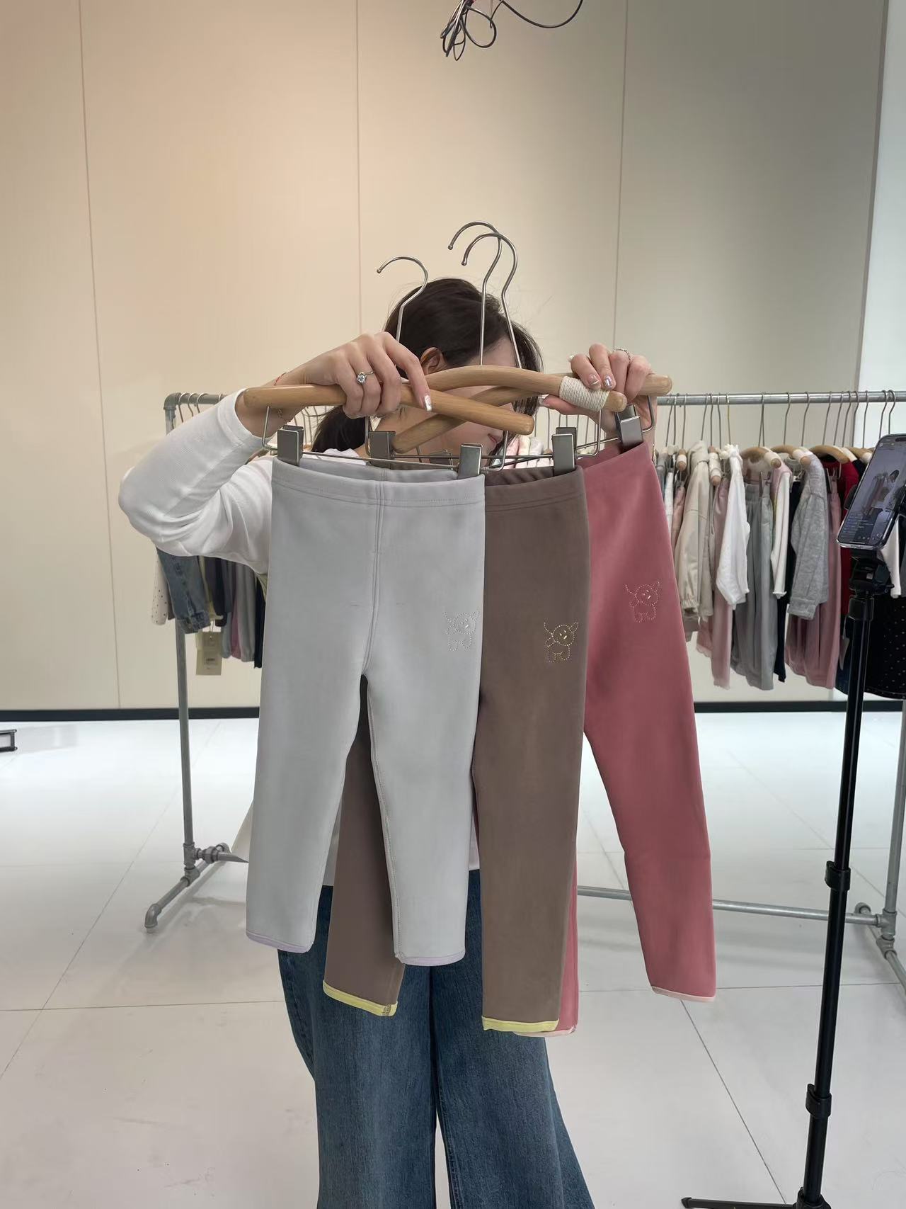 【现货】儿童韩系百搭洋气小狗刺绣休闲打底裤（春款）WZJ-（Q）-4013