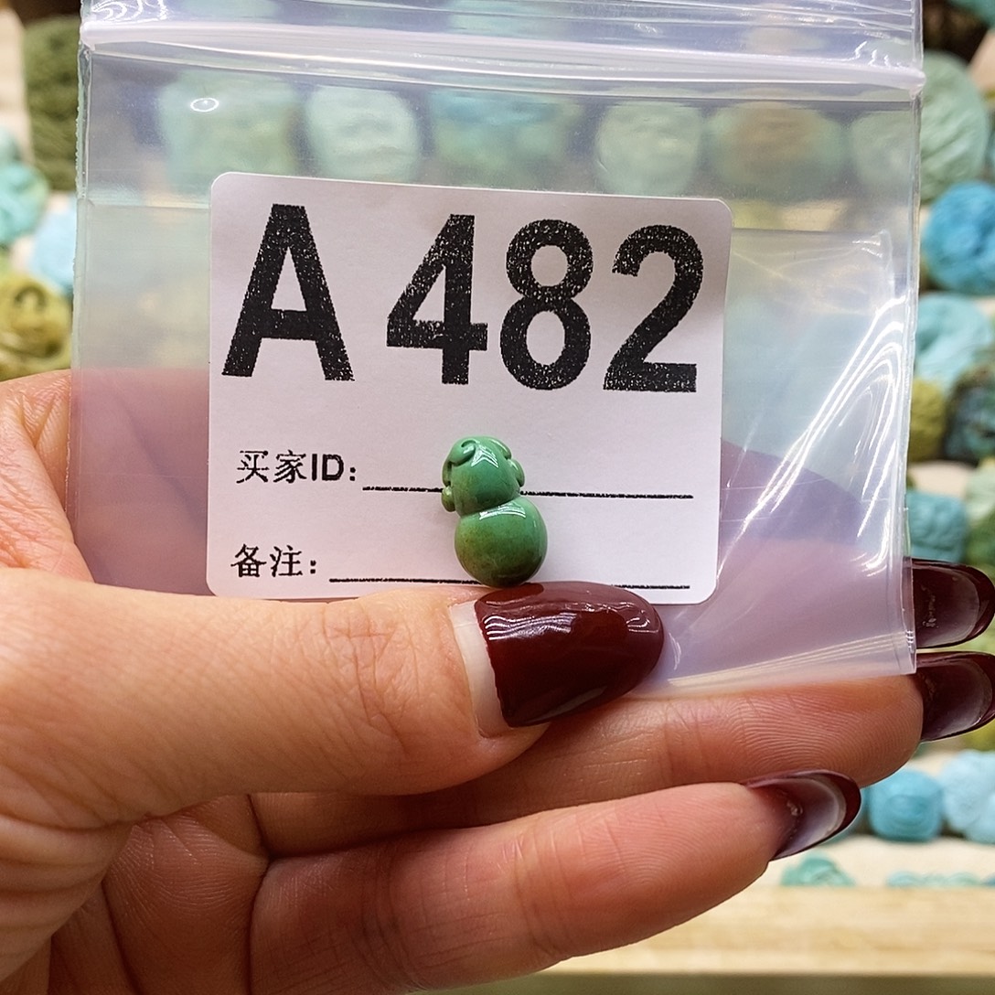 春***铸绿松石未镶嵌绿松石配饰定制