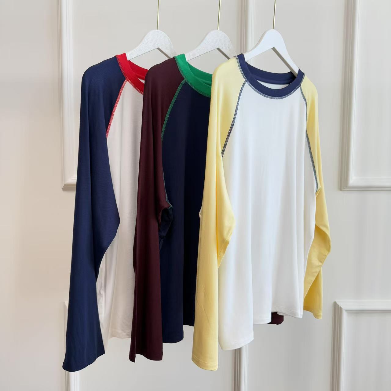 【Latti】心动撞色-美式复古风撞色拼接插肩袖T恤衫长袖薄款宽松