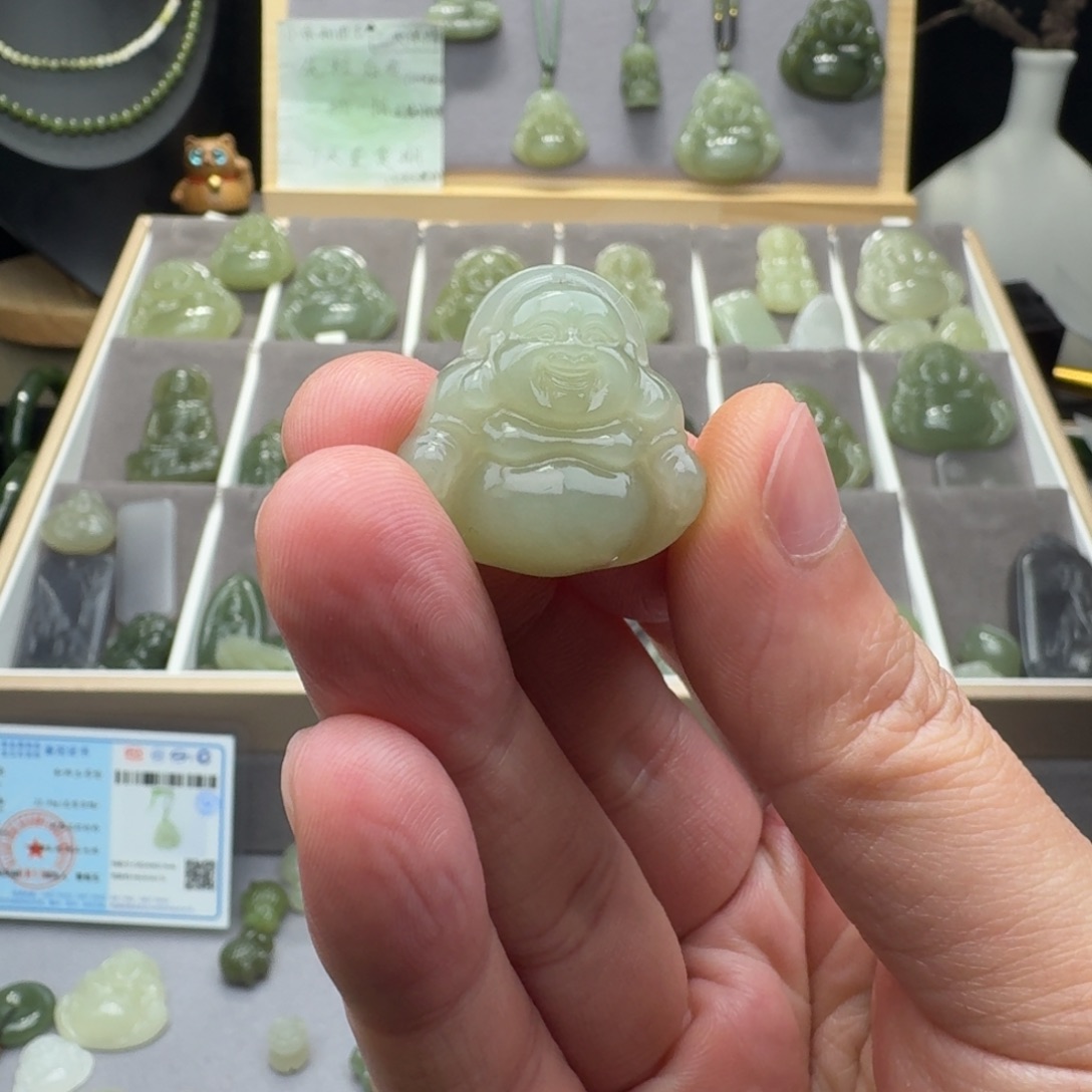 和田玉颈饰未镶嵌