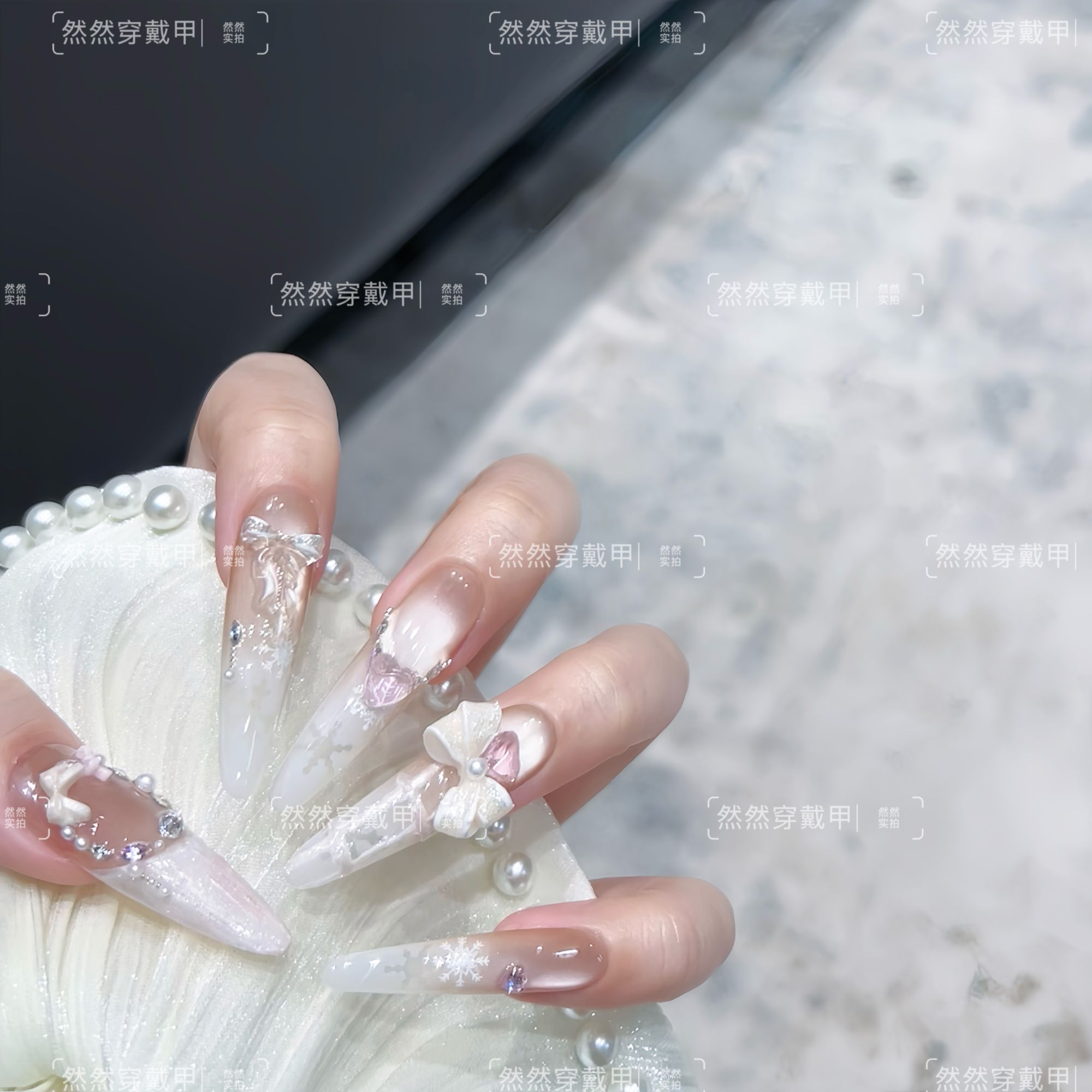 【奶油泡芙】ranran纯手工穿戴甲显白高级10片可重复佩戴现货