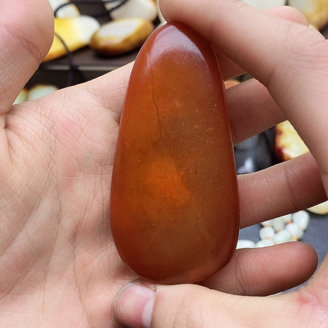 和田玉（糖玉）未镶嵌挂件