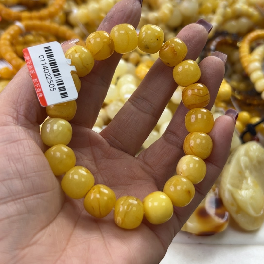 琥珀珠宝奇石未镶嵌