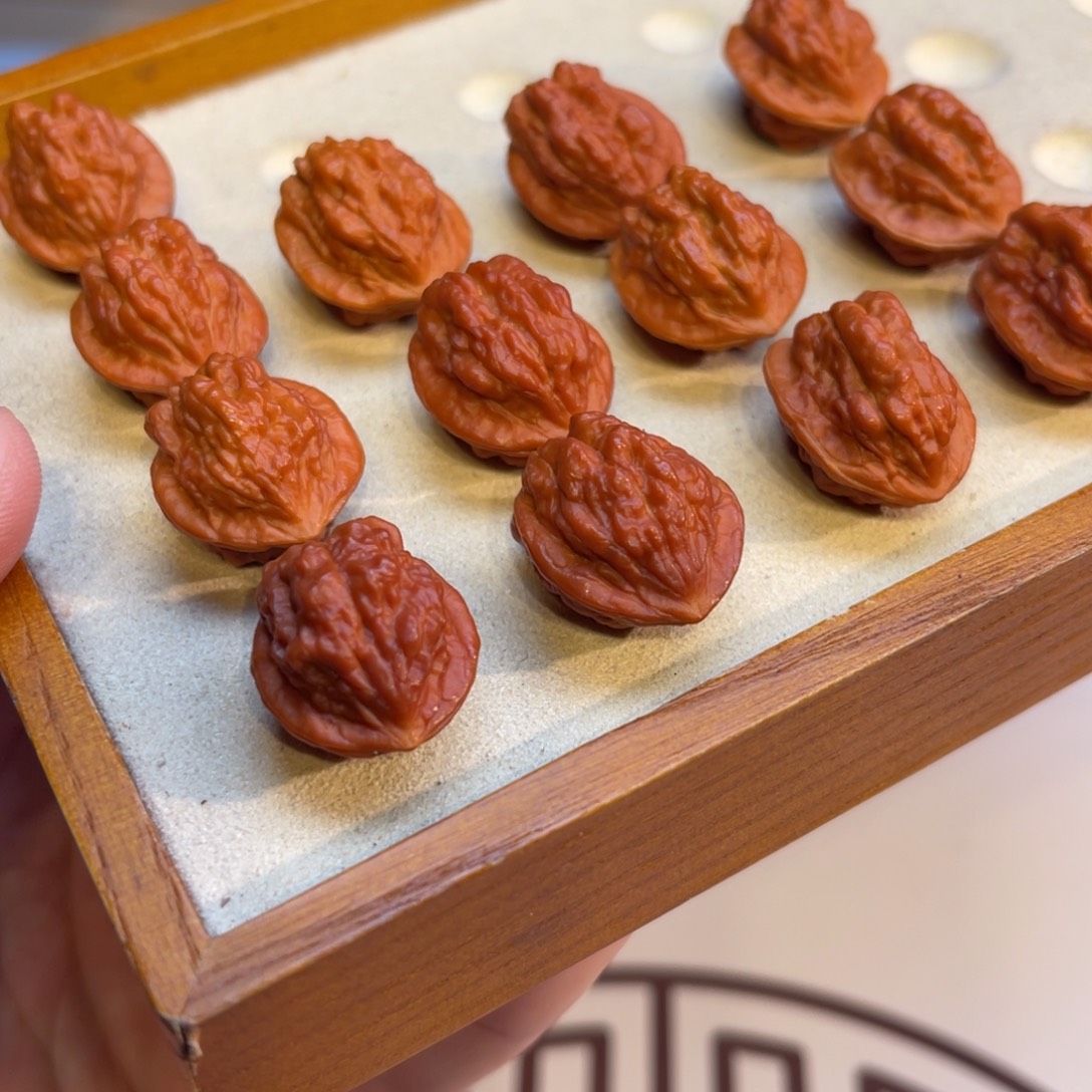 文玩核桃手串蛤蟆头