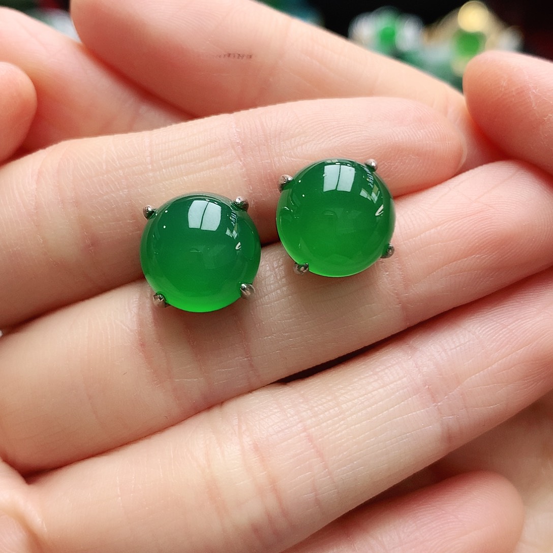 玛瑙/玉髓耳钉未镶嵌