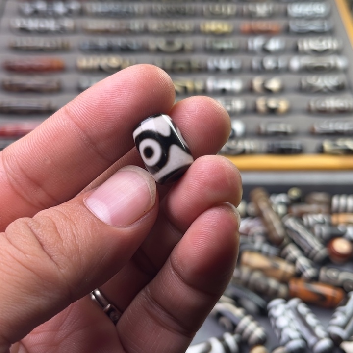 玛瑙/玉髓颈饰未镶嵌悟*