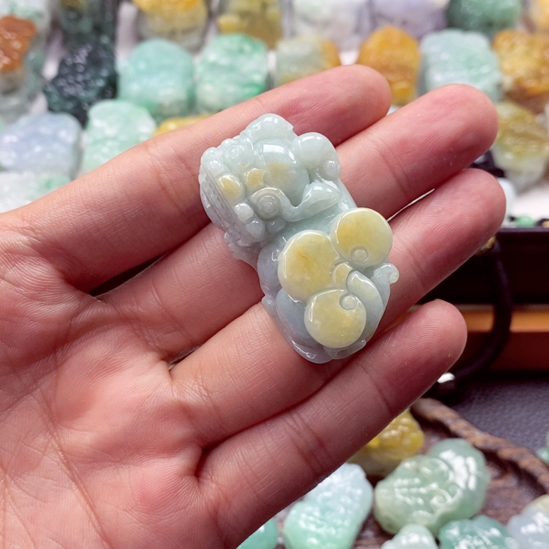 颈饰未镶嵌翡翠翡翠