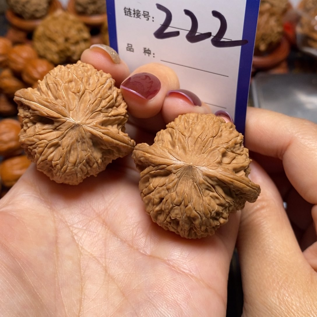 文玩核桃把件磨盘全品40。 222