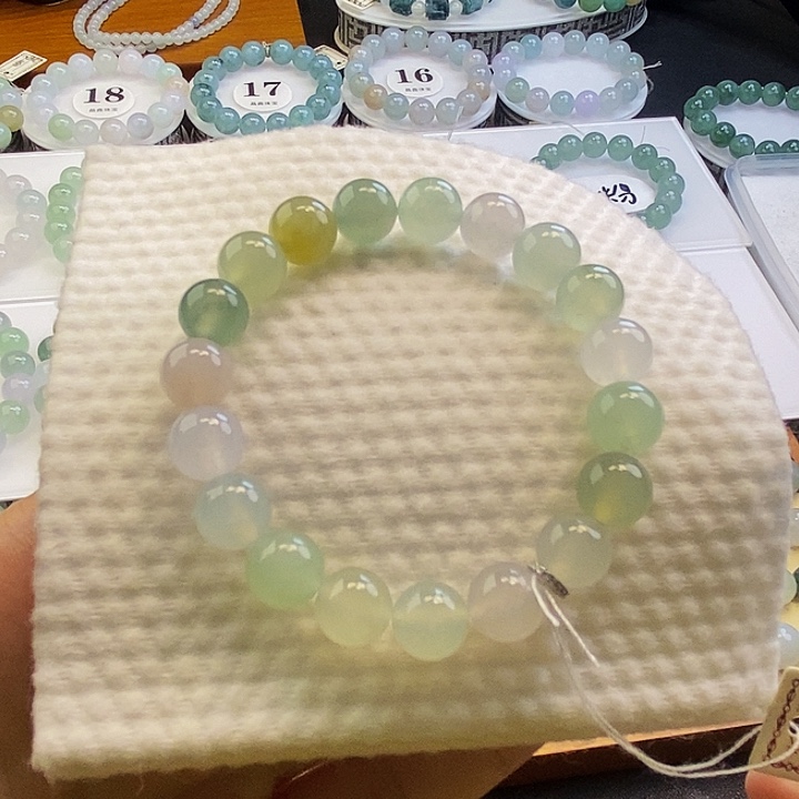定制翡翠未镶嵌翡翠卡10