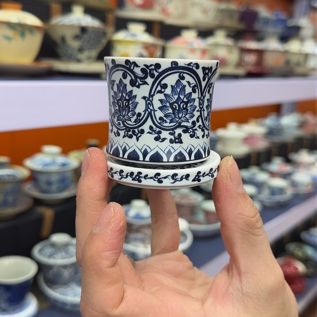你在干什么啊你是谁呀我不知道我