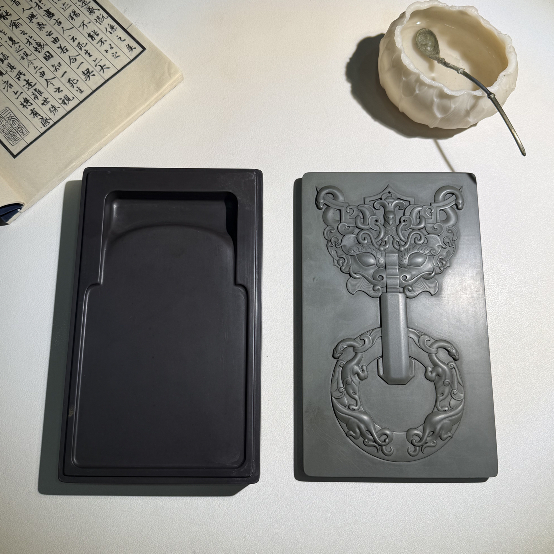 易水玉带石老坑方形盖砚