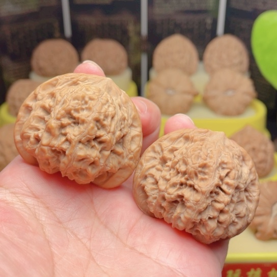 文玩核桃吊坠42全品龙洞峪狮子头