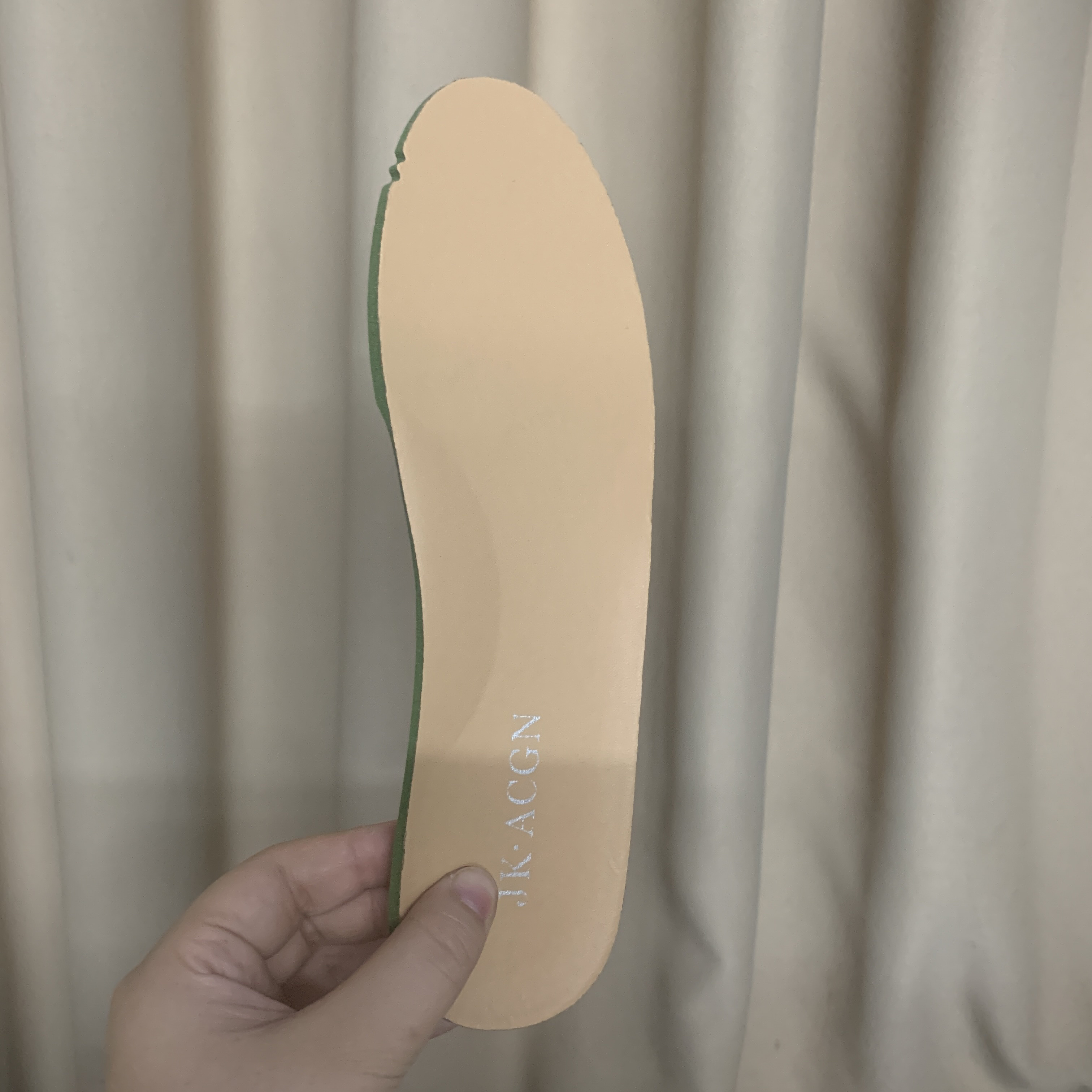 头层牛皮乳胶垫加厚1cm舒适透气鞋垫休闲鞋运动鞋通用