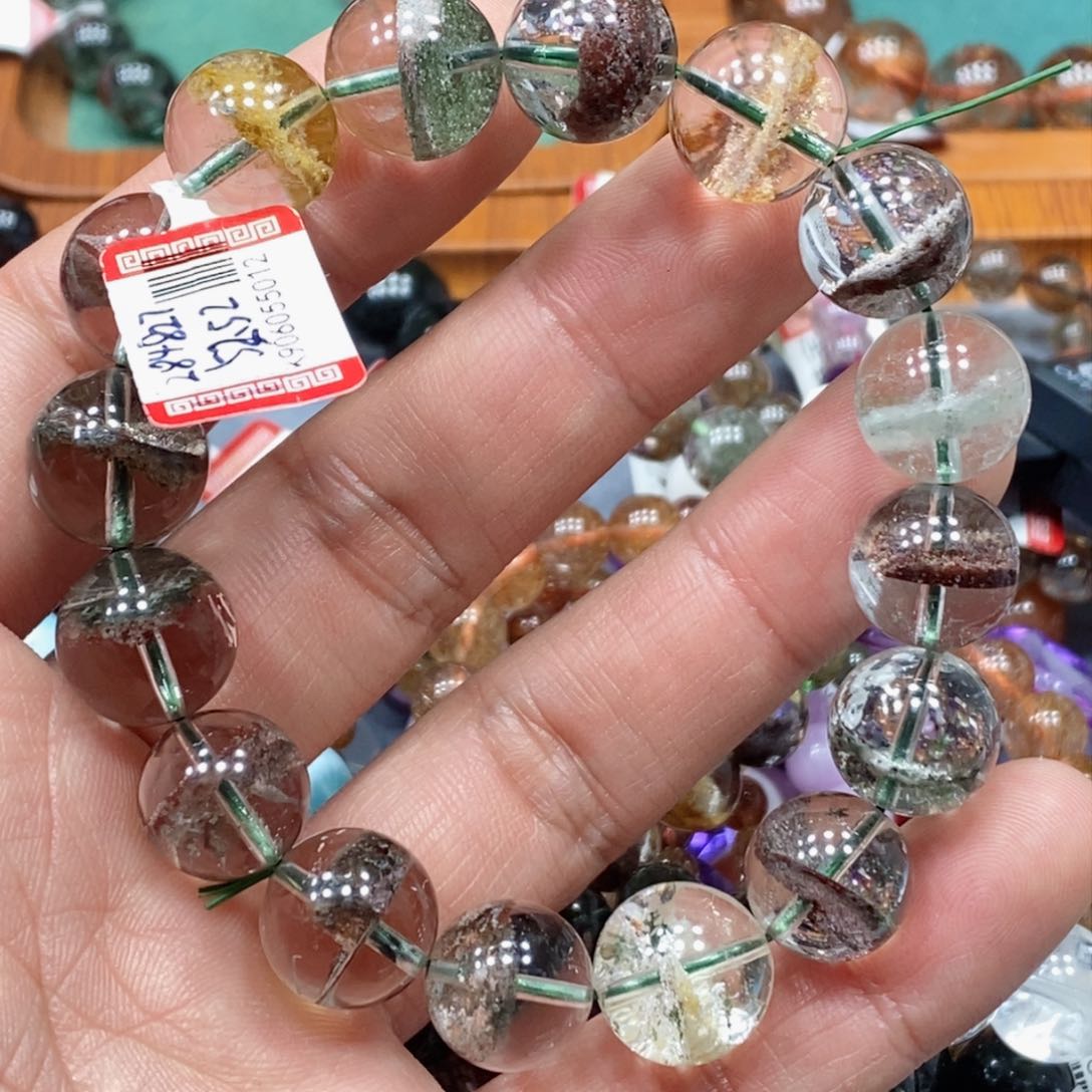 水晶手串未镶嵌天然