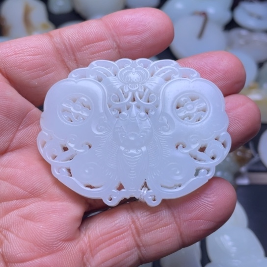 未镶嵌和田玉挂件