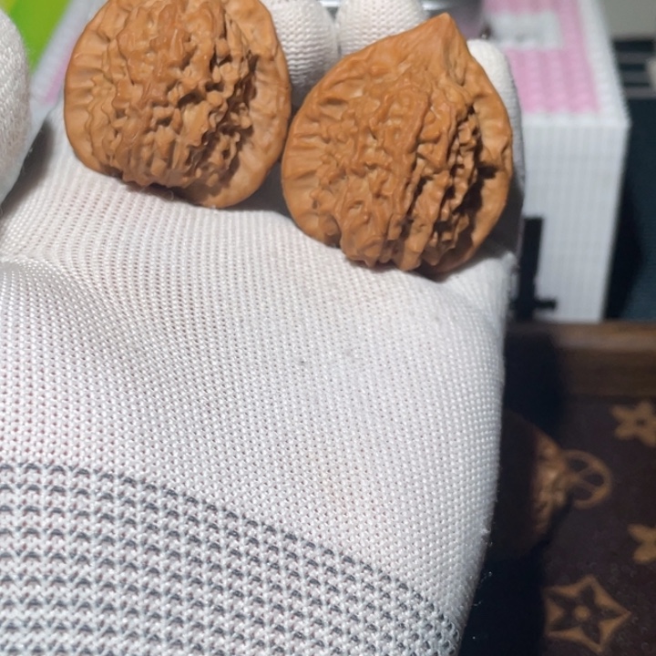 文玩核桃把件朱雀