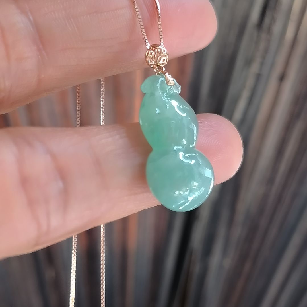 翡翠颈饰未镶嵌！！！！