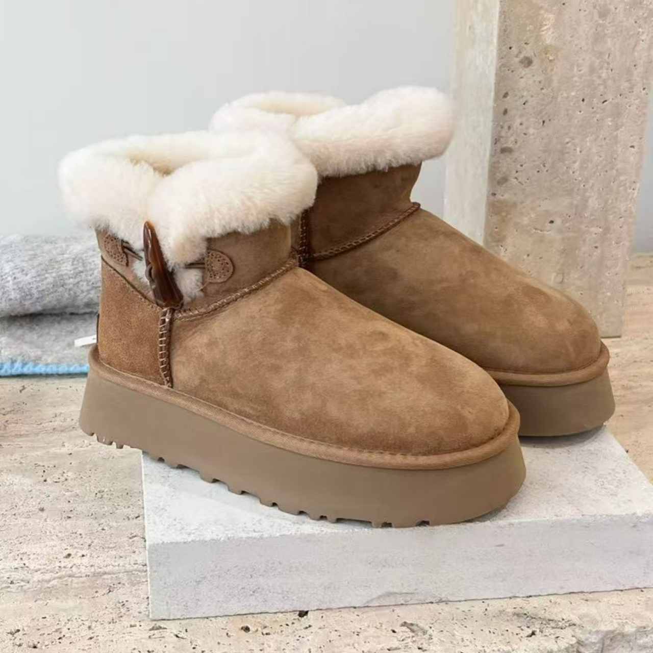 【牛角扣厚底】桑坡雪地靴舒适保暖防滑羊皮毛一体冬季时尚百搭柔软
