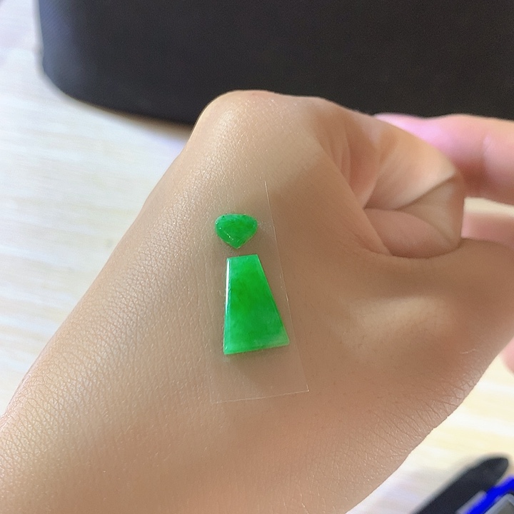 定制翡翠未镶嵌无事牌