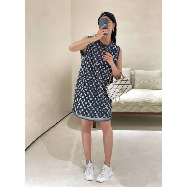 妃鱼/路易威登/丝缎、羊毛、亮片/连衣裙/95新/M3/27