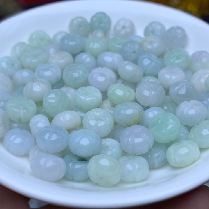 【闪购商品】翡翠手链未镶嵌卡6乘9冰绿白南瓜30个