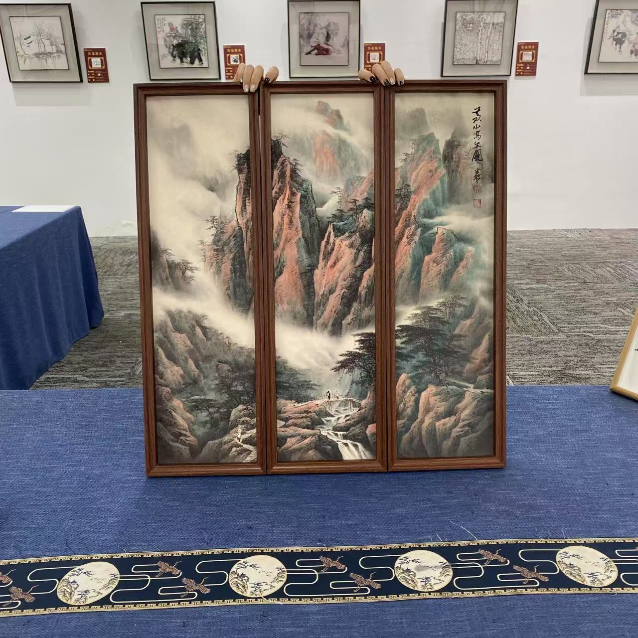 23*73竖幅/黄山写生图+小五福/周作光