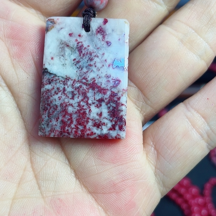 天然辰砂原石10克