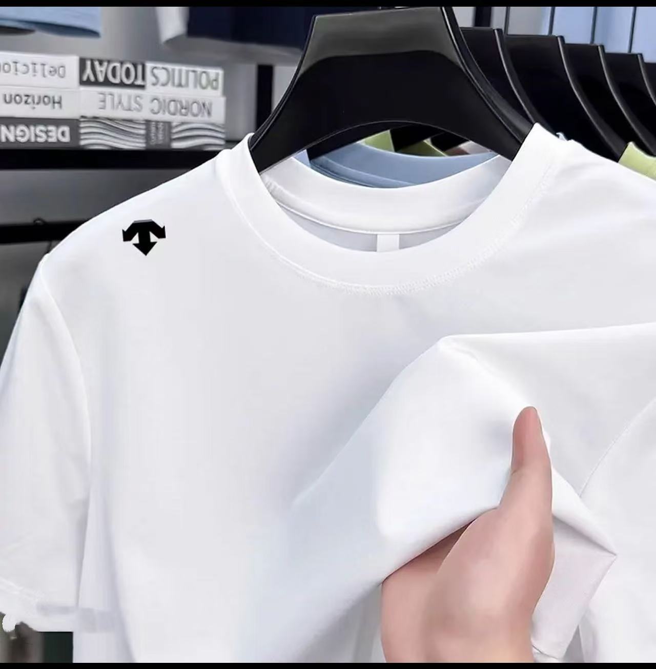 【晴天专属】迪家短袖 肩部立体时尚 男女同款 {发正标}