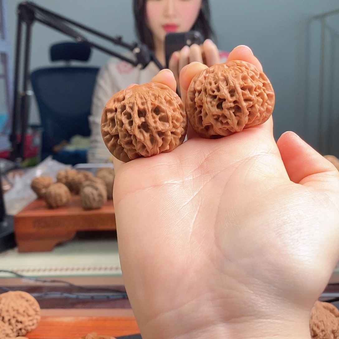 文玩核桃吊坠年****༽39秦闷