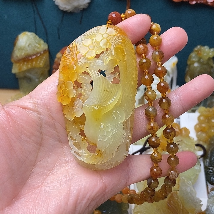 蛇纹石玉合金颈饰