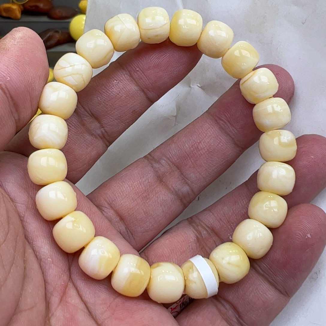 【闪购商品】琥珀珠宝奇石未镶嵌10➕13.84克