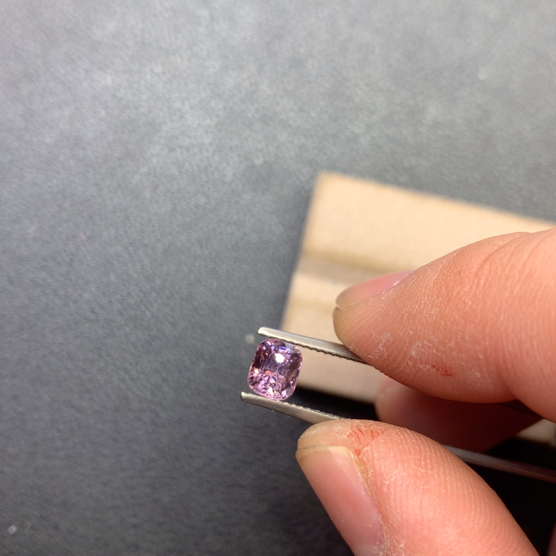 尖晶石裸石未镶嵌1.14ct